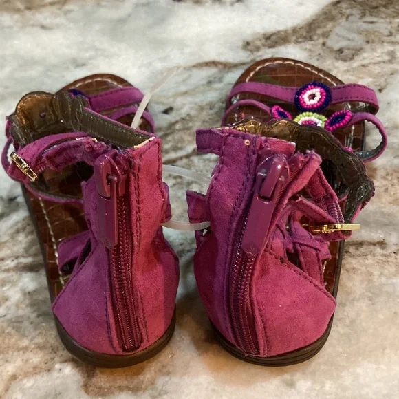 Girls beaded Sam Edelman.  Size 1 - Picture 6 of 8